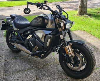 QJ Motor SRV 700 - 2