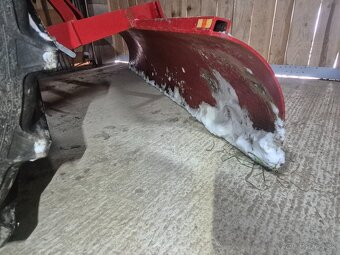 Zadny pluh/radlica na sneh - 2