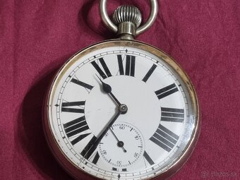 Veľké,8 dňové vreckové hodinky. - 2