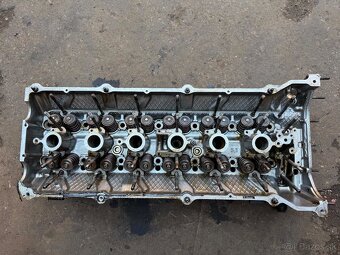 Predám hlavu valcov na BMW e36 320i M50 - 2