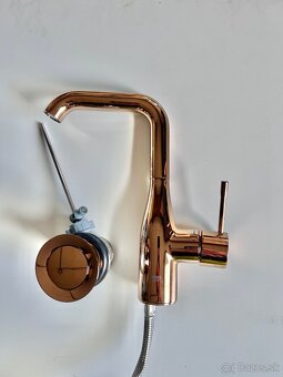 GROHE Essence umyvadlova bateria - 2