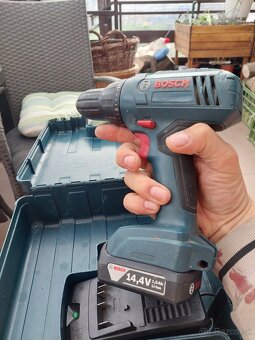 Bosch aku skrutkovač - 2
