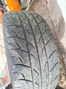 styling 236 245 / 45 R17 - 2