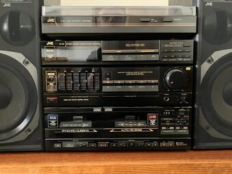 HiFi systém JVC s gramofónom - 2