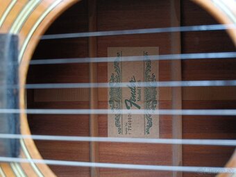 Predám gitaru Zn. Fender - 2