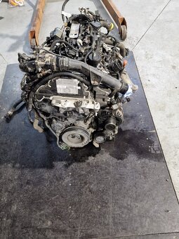 Predám motor + prevodovka 1,5 blue HDI 75 kw - 2