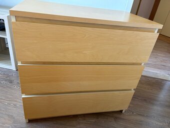 Malm IKEA komoda - 2