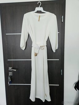 Lezerne saty vel.M - 2