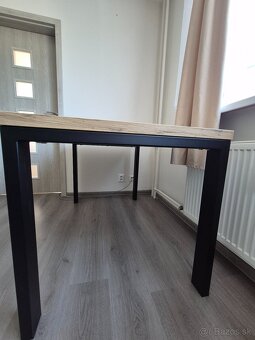 Predám jedálenský stôl - 2