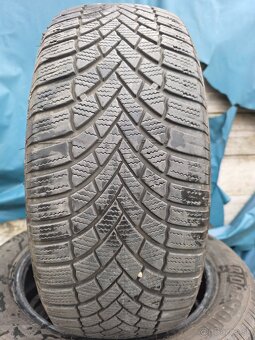 Ponúkam 2 zimné pneumatiky Bridgestone Blizzak 215/55 R18 - 2
