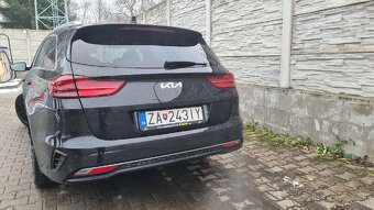 KIA ceed III SW MY 2022 Platinum + - 2