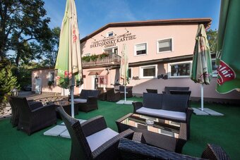 EXKLUZÍVNE - PREDAJ - HOTEL Liptovský Ján, 25 izieb, 7334 m2 - 2