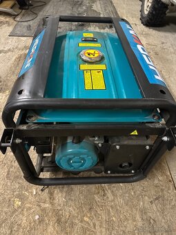 HERON 8896420 BENZÍNOVÁ ELEKTROCENTRÁLA - 2