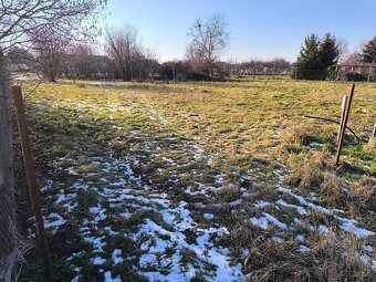 Predaj pozemku v obci Veľá Dolina - 2