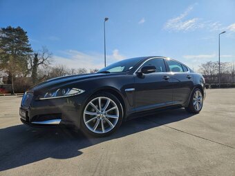 Jaguar XF 2.2D i4 Luxury Automat EDITION - 2