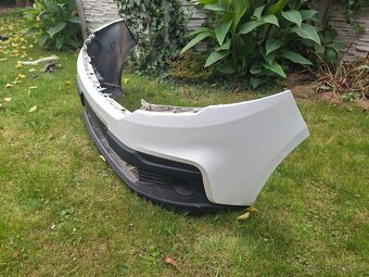 Predám predný nárazník na Fiat Talento - 2