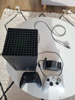 Predám Xbox Series X - 2