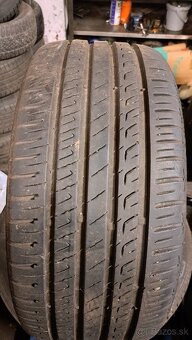 letne 235/45/17 BARUM - 2