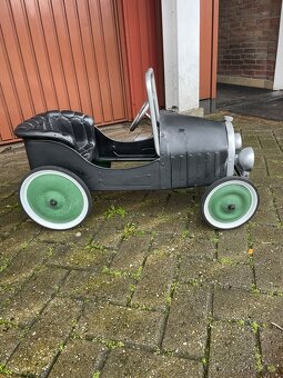 Vintage šlapacie autíčko - 2