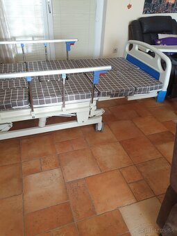 Elektrická polohovacia posteľ s matracom Multibed - 2