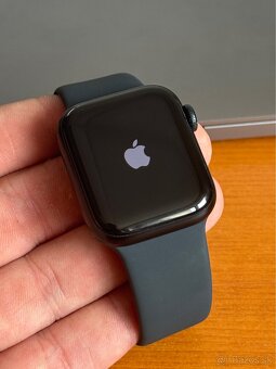 Apple Watch SE 2 40mm GPS Aluminium Case - 2
