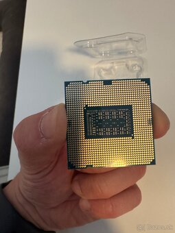 Predám procesor Intel i5 11400f - 2
