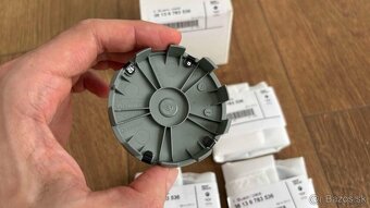 bmw 68mm krytky kolies - 2