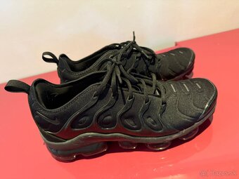 nike vapomax plus black - 2