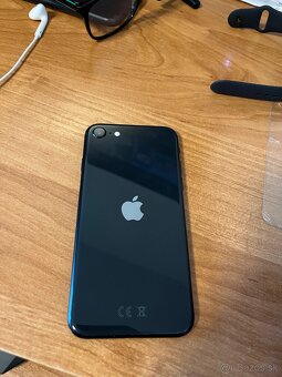 iPhone SE 2020 64GB - 2