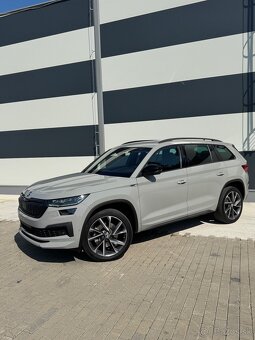 ŠKODA KODIAQ SPORTLINE 4x4 2.0 TDI 147 KW NARDO GREY 2022 - 2