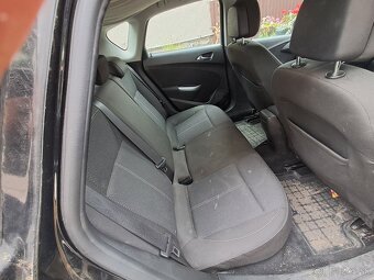 Opel astra J 2.0 CDTI 118 kw - 2