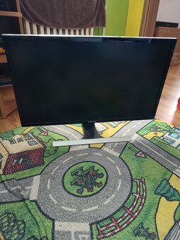 Predám 28" monitor Samsung U28E590D - 2
