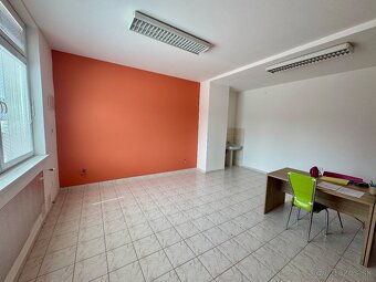 MULTIFUNKČNÝ OBJEKT V ŠAMORÍNE PRI ZJAZDE R7 - 2