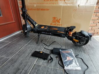 KUGOO KUKIRIN G2 MASTER MODEL 2025 - NOVÁ - 2