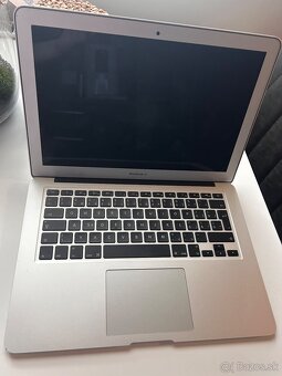 Predám nefunkčný Macbook air 13” - 2