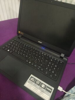 Acer ES1-533-P19U - 2