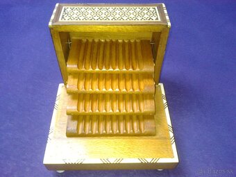 Hraci box na cigarety - 2
