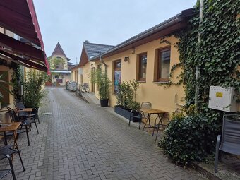 Obchodné priestory námestie v Brezne - 2