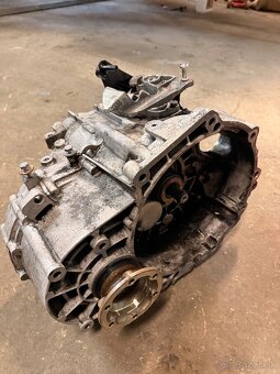 Prevodovka touran 2.0 - 2