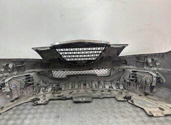 LANCIA DELTA III PREDNY NARAZNIK - 2