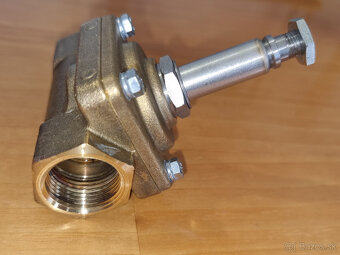 Elektromagnetický ventil (solenoid) na vodu - 2