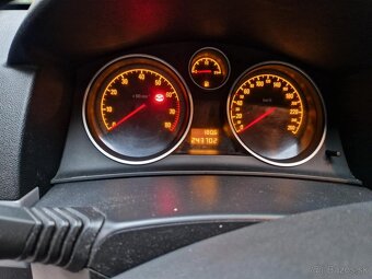 Opel Astra H - Benzin + LPG - 2