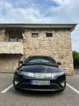 Honda Civic 1.8 V-tec, 103KW - 2