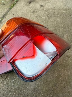 Zadné svetlá bmw e36 compact - 2
