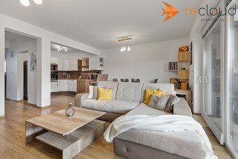 Krásny 5 izbový dom na predaj, Slovenský Grob - 2