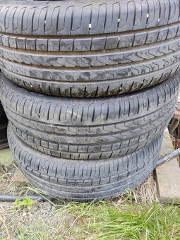 Pirreli 205/55r17 - 2