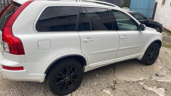 Volvo XC90 - 2