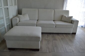 Rozťahovací gauč s taburetkou a úložným priestorom - 2