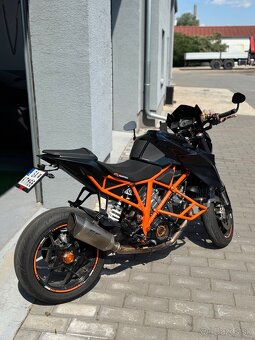 Predám KTM 1290 Super Duke iba 11 790 km, doplnky - 2