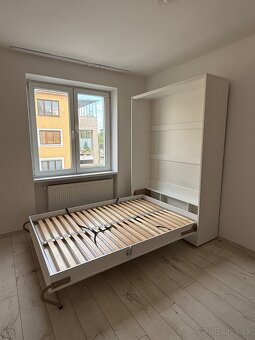 🛏️ Výklopná posteľ do steny (skriňová) – biela, lesklá - 2
